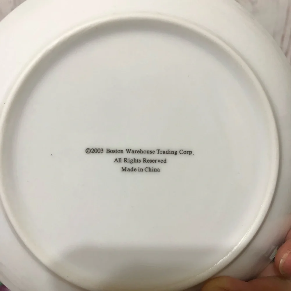 Boston Warehouse Wine Label Plates Set of four 6.5” Vintage 2003 collectible